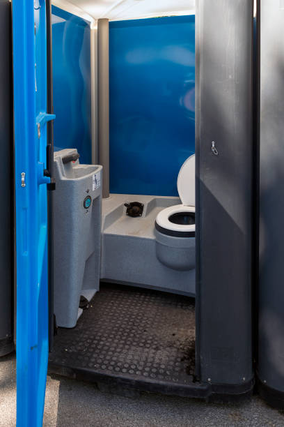 Best Portable restroom trailer rental  in Iroquois Point, HI